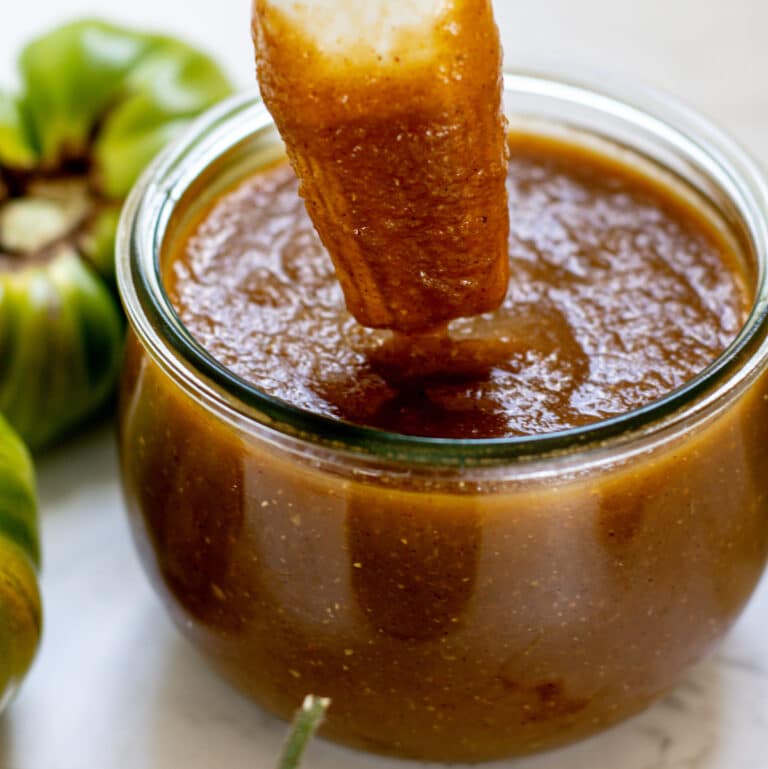 Smoky BBQ Sauce with Green Tomatoes